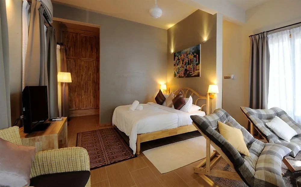 Lodge Ambong Rainforest Retreat Pantai Cenang
