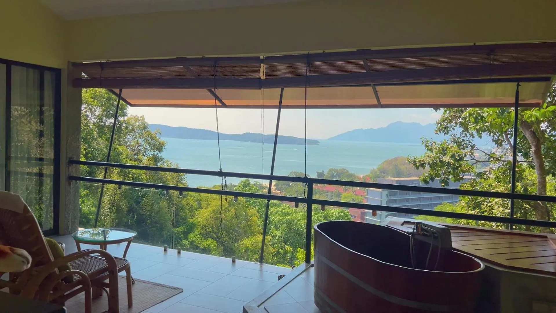 Ambong Rainforest Retreat Pantai Cenang  Lodge