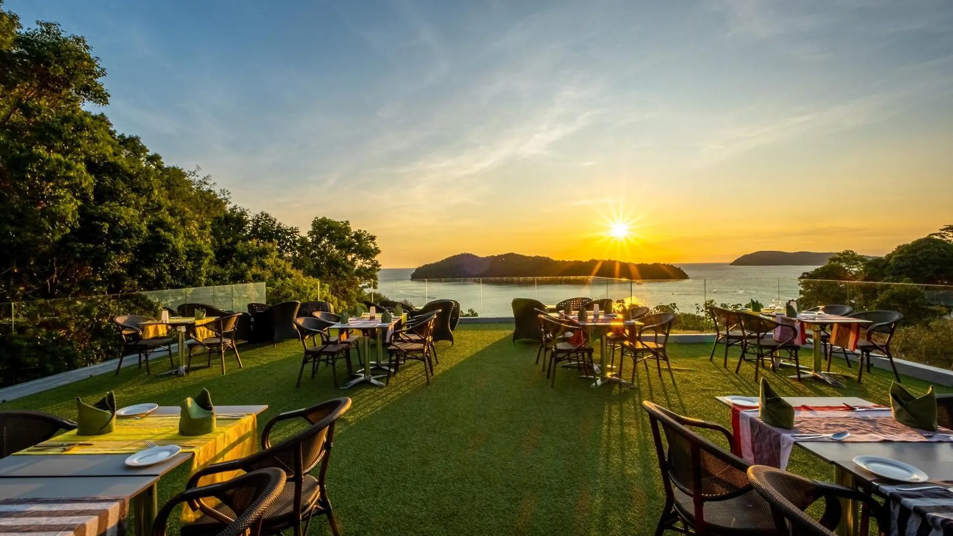 Lodge Ambong Rainforest Retreat Pantai Cenang