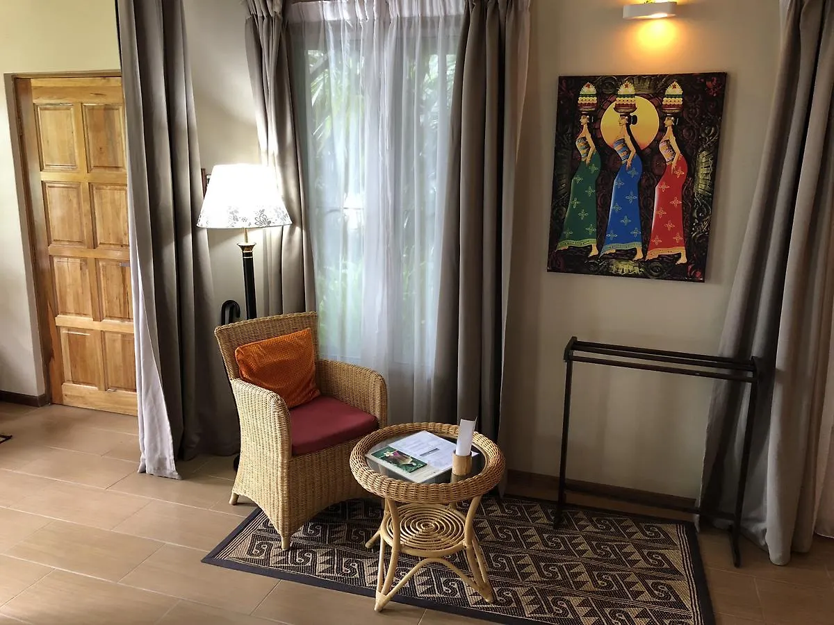 Lodge Ambong Rainforest Retreat Pantai Cenang
