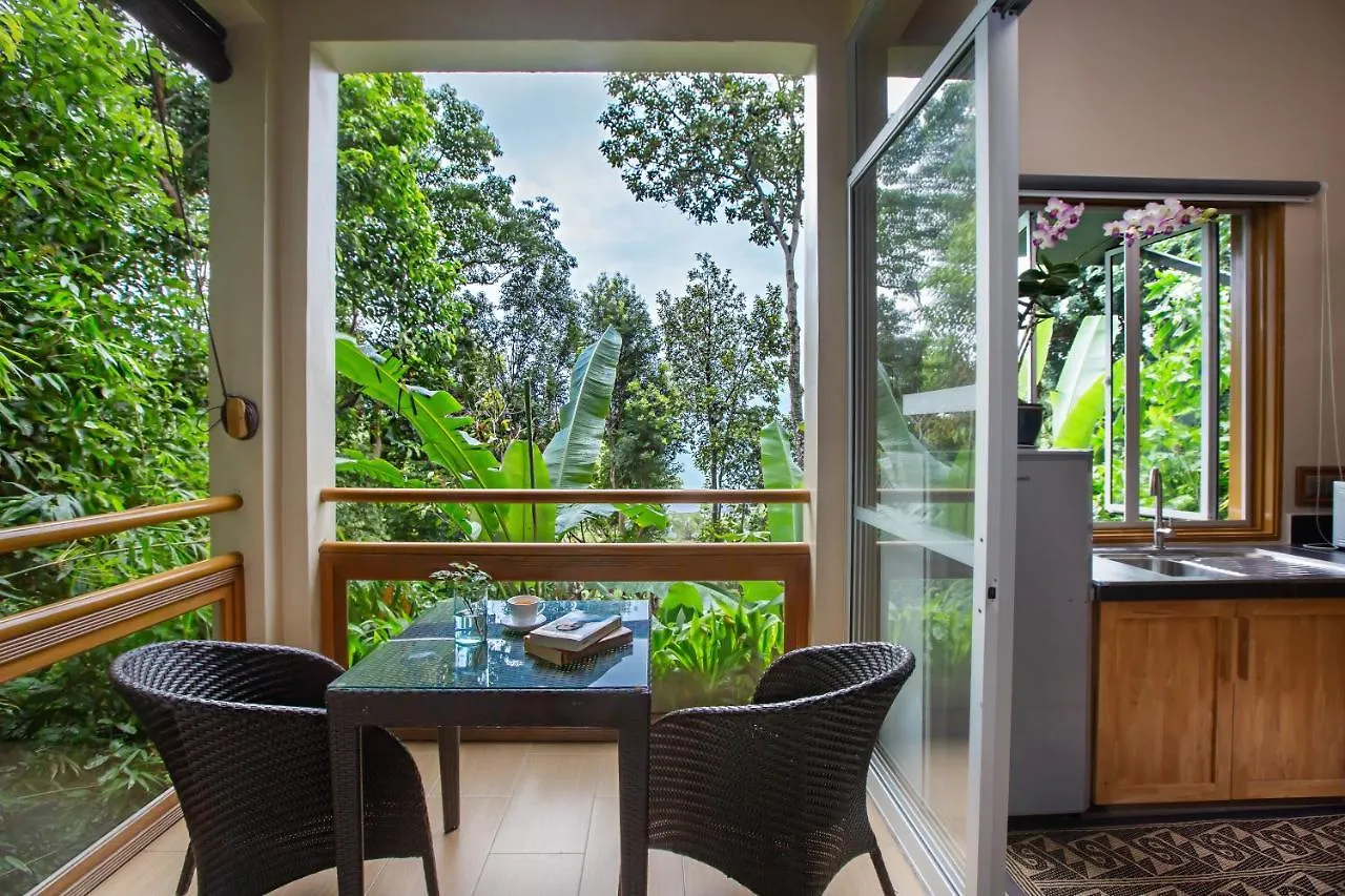 Ambong Rainforest Retreat Pantai Cenang  Lodge