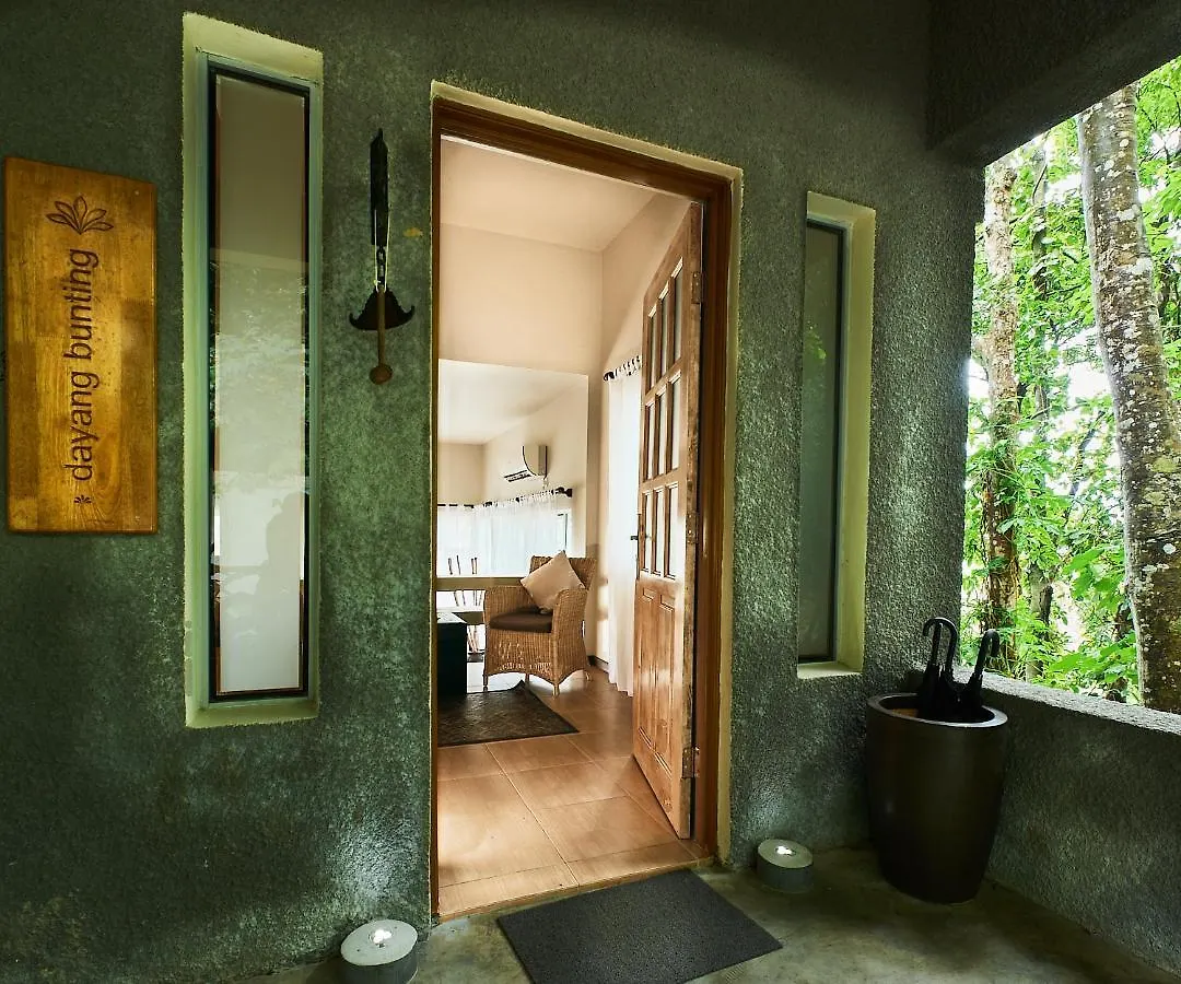 Ambong Rainforest Retreat Pantai Cenang  Lodge