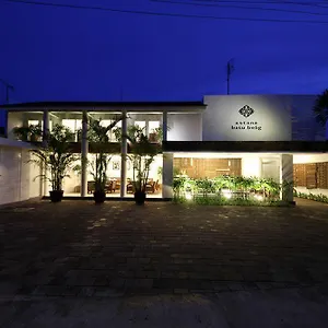 Astana Batubelig , Seminyak (Bali) Indonesia